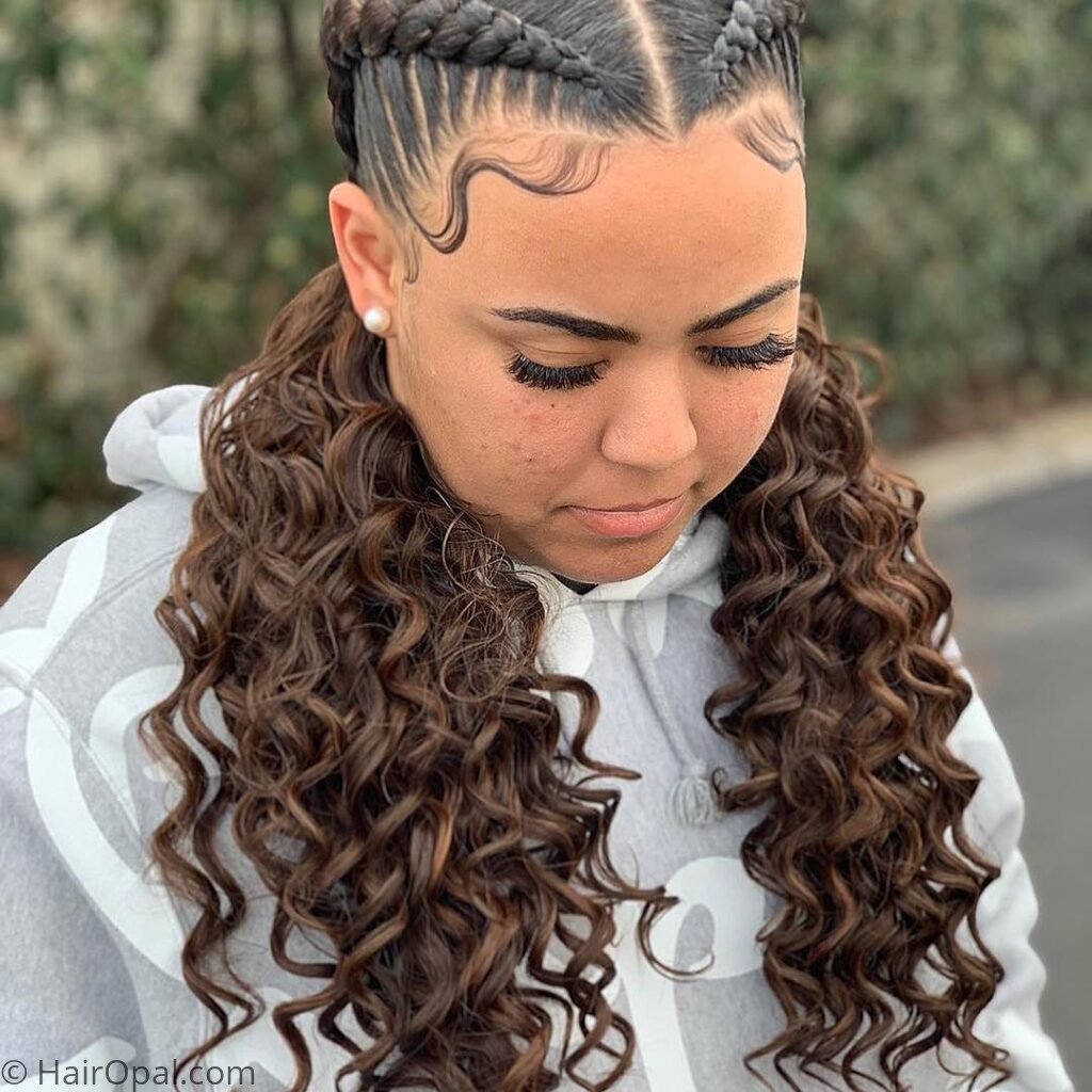 Teen with a feed-in ponytail hairstyle for 9th grade back to school